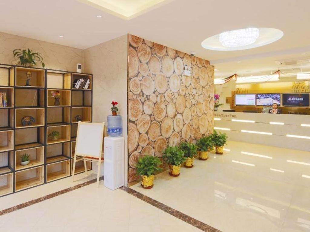 Greentree Railway Station Macao Road Hotel Xangai